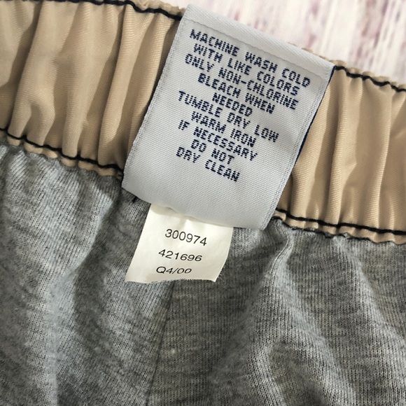 Old Navy Men's Casual Tan Cargo Pants size Medium 40” long - Picture 9 of 12